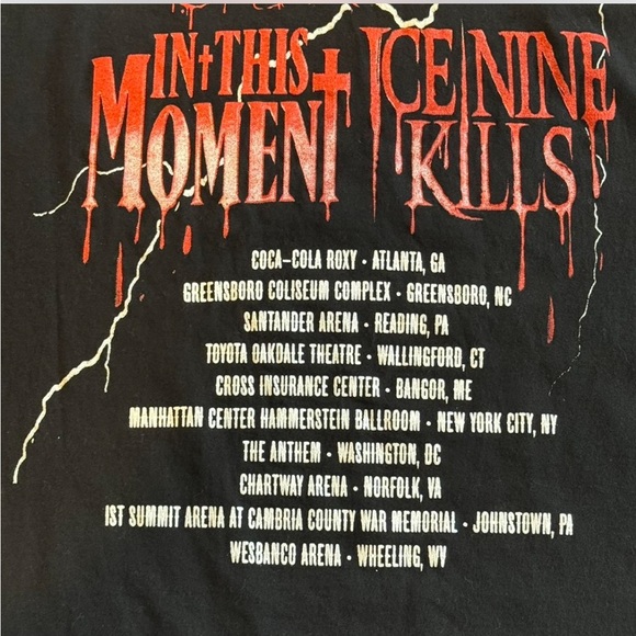 In This Moment “Kiss Of Death” 2023 Tour T-shirt Medium - Picture 3 of 5